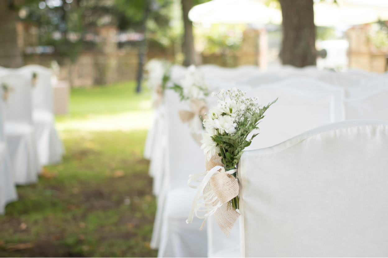 Lee más sobre el artículo Vestidos de novia civil